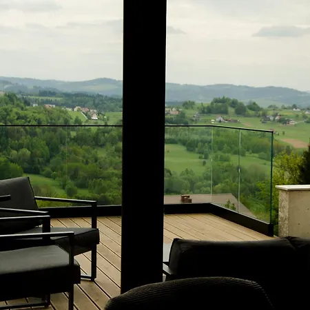 Skalna Osada Villa *