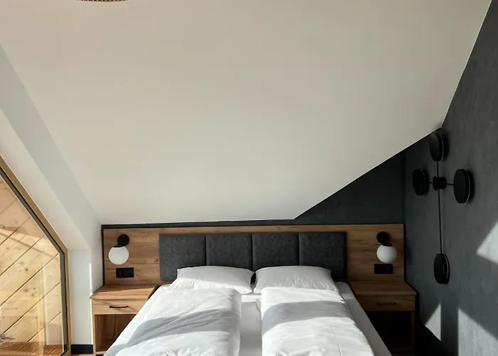 Skalna Osada فيلة *