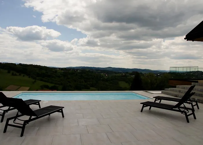 Villa Skalna Osada *